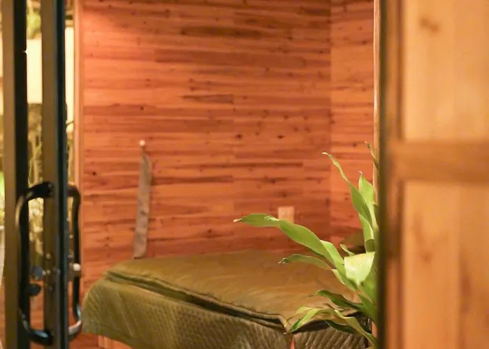 Mini House - Nha Go Huong Doi
