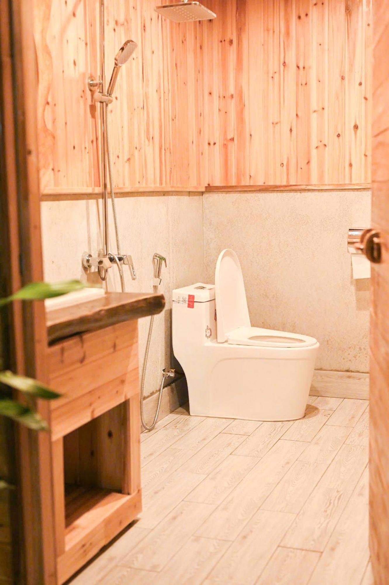 Mini House - Nha Go Huong Doi Nhà gỗ