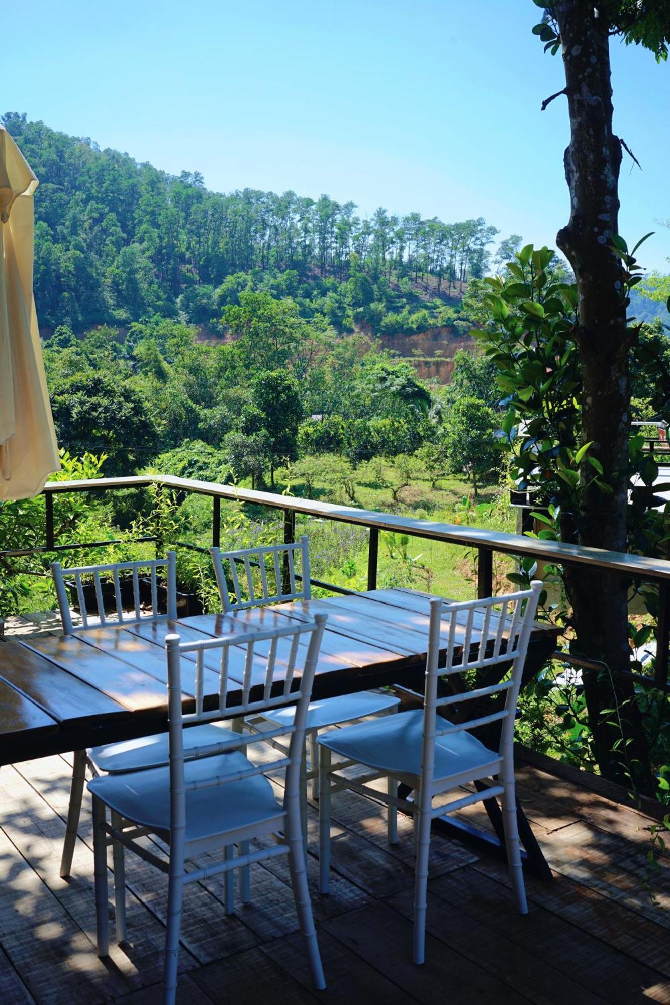 Nhà gỗ Mini House - Nha Go Huong Doi *