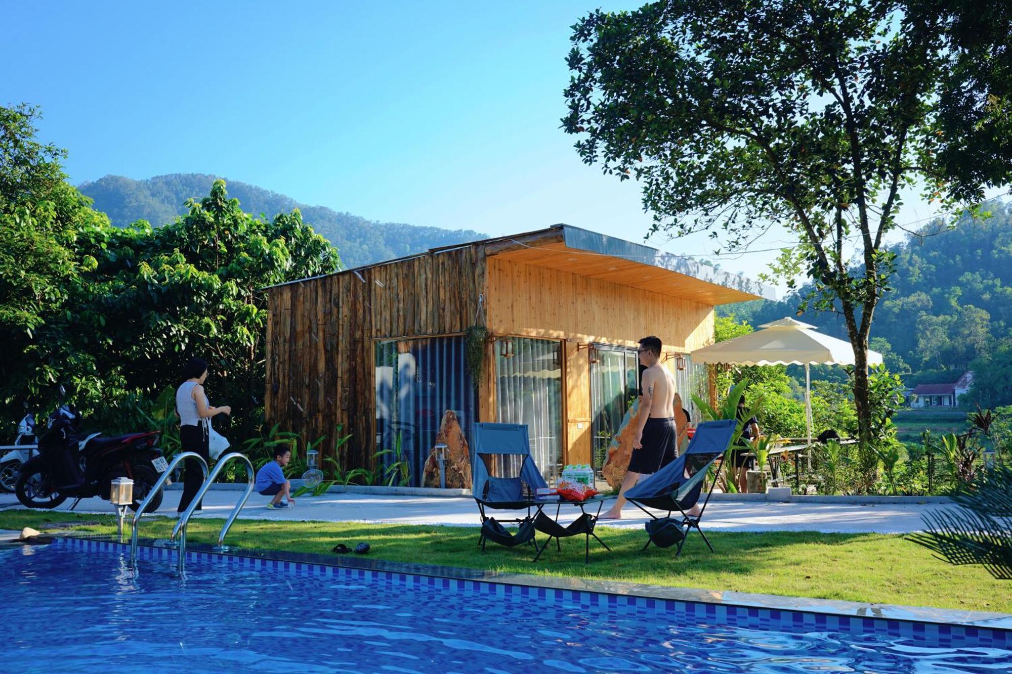 Mini House - Nha Go Huong Doi